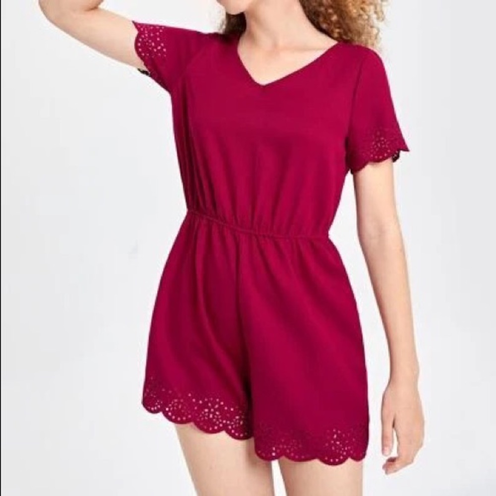 Shein V-neck Laser Cut Scallop Romper Red Size Large